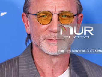 Daniel Craig arrives at the Los Angeles Premiere Of A24's 'Queer' held at the Directors Guild of America Theater Complex on November 13, 202...