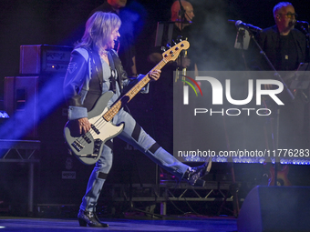 Suzi Quatro performs live at the London Palladium. (