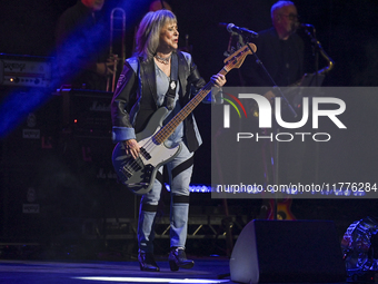 Suzi Quatro performs live at the London Palladium. (