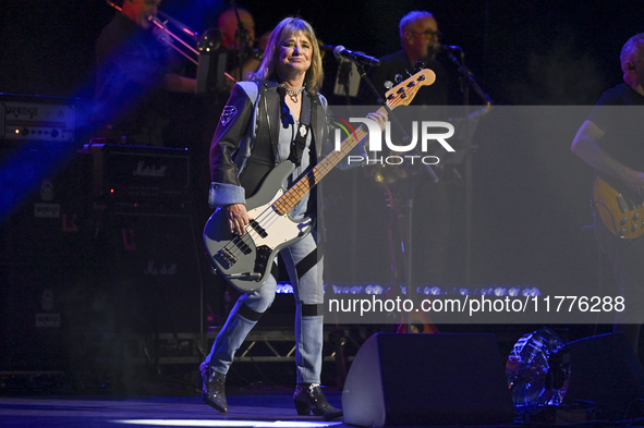 Suzi Quatro performs live at the London Palladium. 