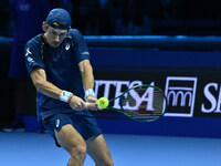 Alex de Minaur (AUS) competes against Taylor Fritz (USA) during day five of the Nitto ATP finals 2024 at Inalpi Arena in Turin, Italy, on No...