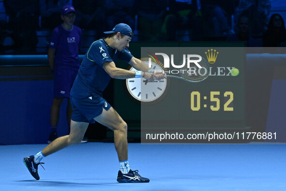 Alex de Minaur (AUS) competes against Taylor Fritz (USA) during day five of the Nitto ATP finals 2024 at Inalpi Arena in Turin, Italy, on No...