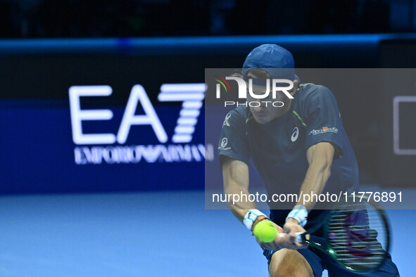 Alex de Minaur (AUS) competes against Taylor Fritz (USA) during day five of the Nitto ATP finals 2024 at Inalpi Arena in Turin, Italy, on No...