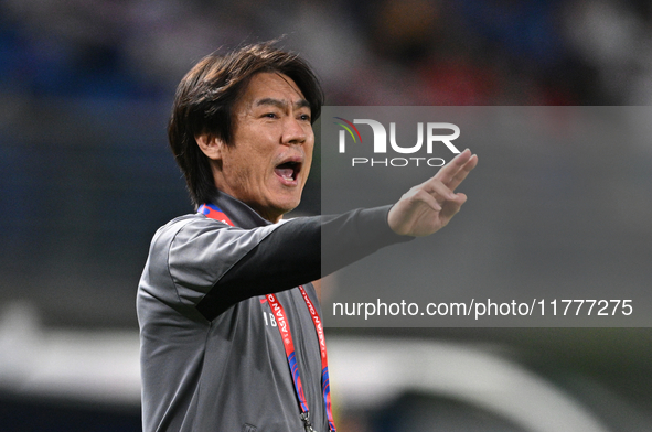 Hong Myung Bo, head coach of Korea Republic, reacts during the AFC Asian Qualifiers Road to 26 match between Kuwait and Korea Republic in Ku...