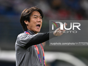 Hong Myung Bo, head coach of Korea Republic, reacts during the AFC Asian Qualifiers Road to 26 match between Kuwait and Korea Republic in Ku...