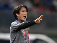 Hong Myung Bo, head coach of Korea Republic, reacts during the AFC Asian Qualifiers Road to 26 match between Kuwait and Korea Republic in Ku...