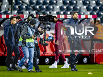 Players of Italy arrive at the pitch during the match between Belgium and Italy at the King Baudouin Stadium for the UEFA Nations League - L...