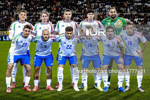 The Italy team poses for a photo during the match between Belgium and Italy at the King Baudouin Stadium for the UEFA Nations League - Leagu...