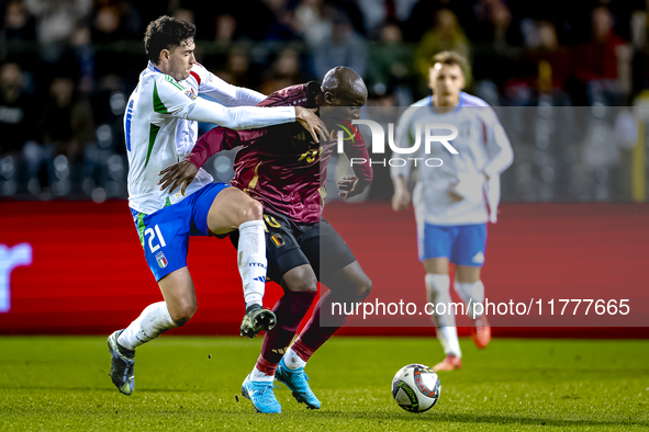 Italy defender Alessandro Bastoni and Belgium forward Romelu Lukaku play during the match between Belgium and Italy at the King Baudouin Sta...