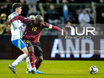 Italy defender Alessandro Bastoni and Belgium forward Romelu Lukaku play during the match between Belgium and Italy at the King Baudouin Sta...