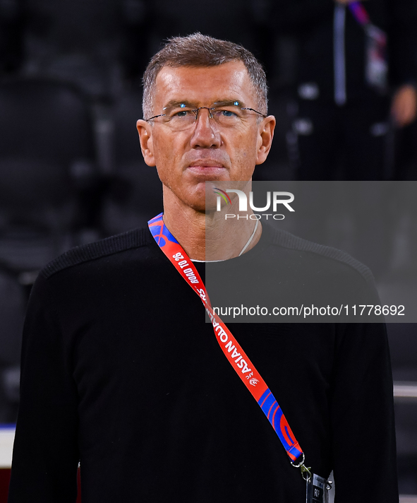 Uzbekistan National team head coach Srecko Katanec looks on before the FIFA World Cup 2026 AFC Asian Qualifiers 3rd round group A match betw...