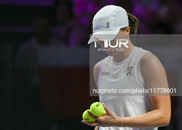 RIYADH, SAUDI ARABIA - NOVEMBER 05: Iga Swiatek of Poland during her match against Coco Gauff of USA, on day 4 of the 2024 WTA Finals, part...