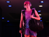 RIYADH, SAUDI ARABIA - NOVEMBER 07: Iga Swiatek of Poland seen before her match against Daria Kasatkina, on Day 6 of the 2024 WTA Finals, pa...