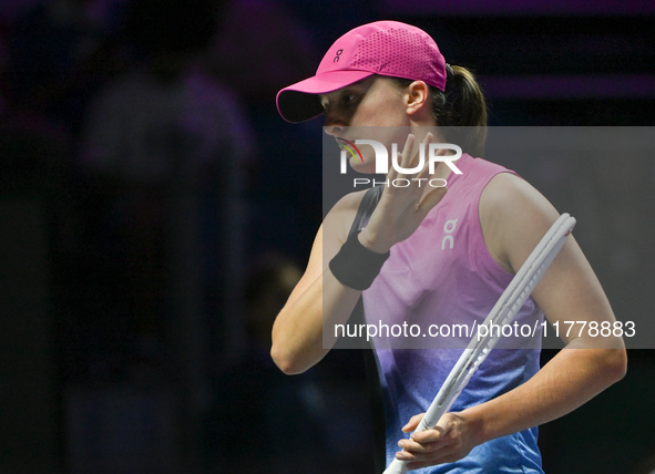 RIYADH, SAUDI ARABIA - NOVEMBER 07: Iga Swiatek of Poland during her match against Daria Kasatkina, on Day 6 of the 2024 WTA Finals, part of...