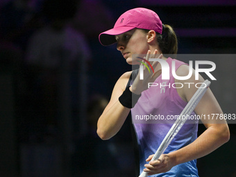 RIYADH, SAUDI ARABIA - NOVEMBER 07: Iga Swiatek of Poland during her match against Daria Kasatkina, on Day 6 of the 2024 WTA Finals, part of...