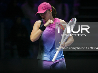 RIYADH, SAUDI ARABIA - NOVEMBER 07: Iga Swiatek of Poland during her match against Daria Kasatkina, on Day 6 of the 2024 WTA Finals, part of...