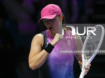 RIYADH, SAUDI ARABIA - NOVEMBER 07: Iga Swiatek of Poland during her match against Daria Kasatkina, on Day 6 of the 2024 WTA Finals, part of...