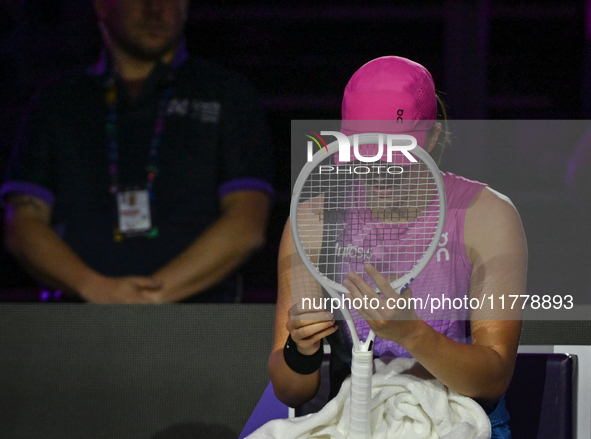 RIYADH, SAUDI ARABIA - NOVEMBER 07: Iga Swiatek of Poland during her match against Daria Kasatkina, on Day 6 of the 2024 WTA Finals, part of...