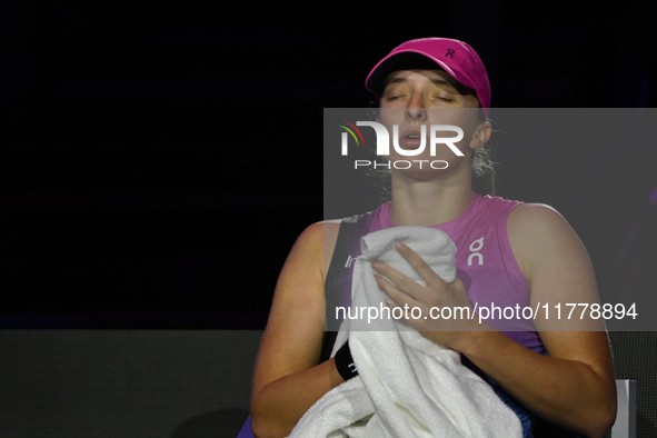 RIYADH, SAUDI ARABIA - NOVEMBER 07: Iga Swiatek of Poland during her match against Daria Kasatkina, on Day 6 of the 2024 WTA Finals, part of...