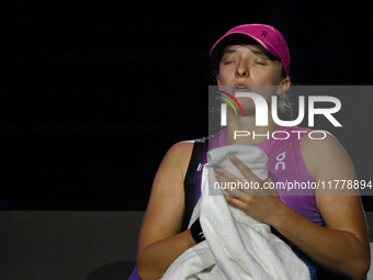 RIYADH, SAUDI ARABIA - NOVEMBER 07: Iga Swiatek of Poland during her match against Daria Kasatkina, on Day 6 of the 2024 WTA Finals, part of...