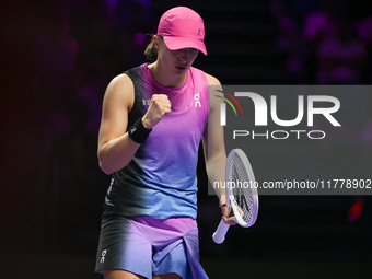 RIYADH, SAUDI ARABIA - NOVEMBER 07: Iga Swiatek of Poland during her match against Daria Kasatkina, on Day 6 of the 2024 WTA Finals, part of...