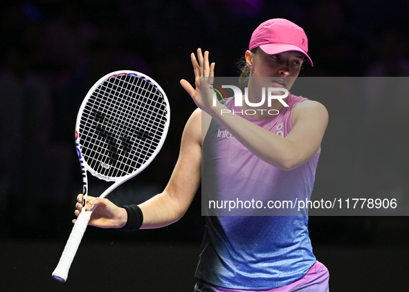 RIYADH, SAUDI ARABIA - NOVEMBER 07: Iga Swiatek of Poland during her match against Daria Kasatkina, on Day 6 of the 2024 WTA Finals, part of...