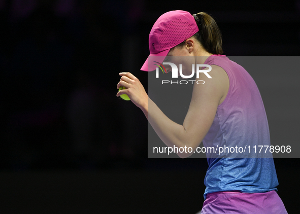 RIYADH, SAUDI ARABIA - NOVEMBER 07: Iga Swiatek of Poland during her match against Daria Kasatkina, on Day 6 of the 2024 WTA Finals, part of...