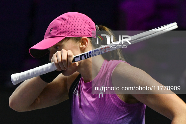 RIYADH, SAUDI ARABIA - NOVEMBER 07: Iga Swiatek of Poland during her match against Daria Kasatkina, on Day 6 of the 2024 WTA Finals, part of...