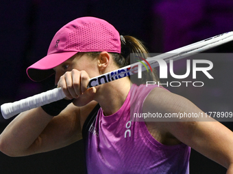 RIYADH, SAUDI ARABIA - NOVEMBER 07: Iga Swiatek of Poland during her match against Daria Kasatkina, on Day 6 of the 2024 WTA Finals, part of...