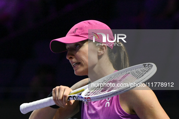 RIYADH, SAUDI ARABIA - NOVEMBER 07: Iga Swiatek of Poland during her match against Daria Kasatkina, on Day 6 of the 2024 WTA Finals, part of...