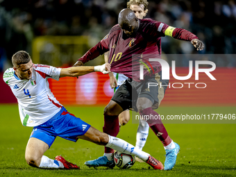 Italy defender Alessandro Buongiorno and Belgium forward Romelu Lukaku play during the match between Belgium and Italy at the King Baudouin...