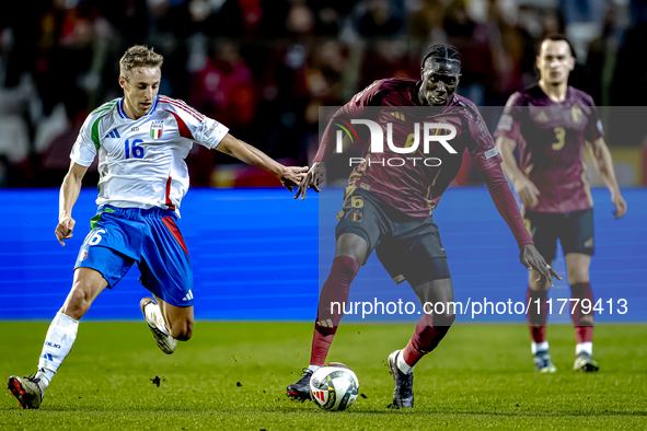 Belgium midfielder Amadou Onana and Italy midfielder Davide Frattesi play during the match between Belgium and Italy at the King Baudouin St...