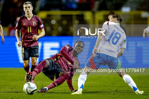 Belgium midfielder Amadou Onana and Italy midfielder Nicolo Barella play during the match between Belgium and Italy at the King Baudouin Sta...