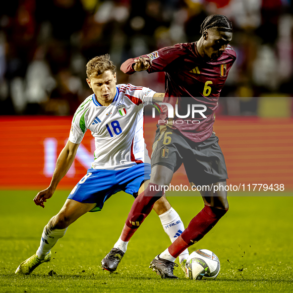 Italy midfielder Nicolo Barella and Belgium midfielder Amadou Onana play during the match between Belgium and Italy at the King Baudouin Sta...