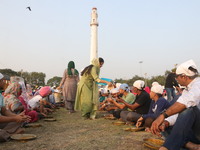 Devotees practice on the occasion of Guru Nanak Jayanti in Kolkata, India, on November 15, 2024. Guru Nanak Jayanti, also known as Gurpurab,...