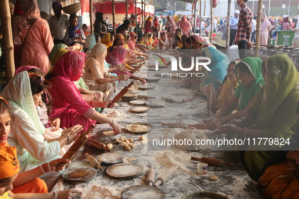 Devotees practice on the occasion of Guru Nanak Jayanti in Kolkata, India, on November 15, 2024. Guru Nanak Jayanti, also known as Gurpurab,...