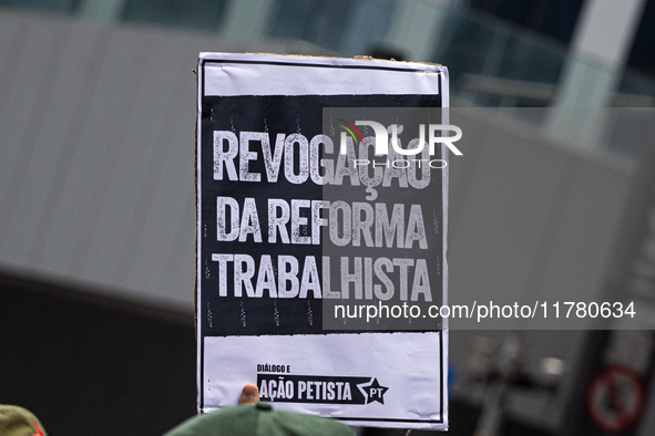 A protest calls for the end of the 6x1 work schedule on Avenida Paulista in the central region of Sao Paulo, Brazil, on November 15. 