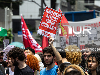 A protest calls for the end of the 6x1 work schedule on Avenida Paulista in the central region of Sao Paulo, Brazil, on November 15. (