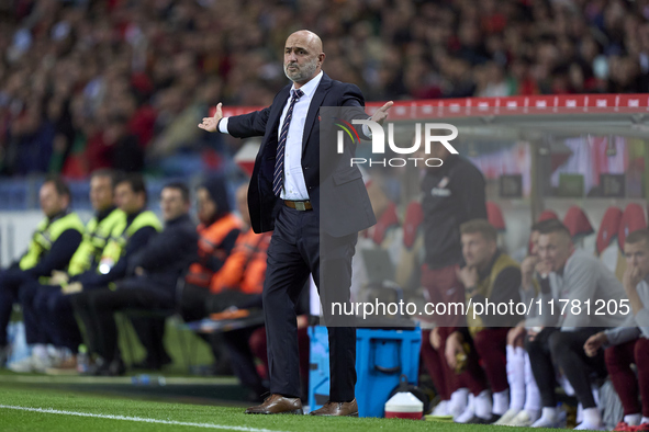 Michal Probierz, Head Coach of Poland, reacts during the UEFA Nations League 2024/25 League A Group A1 match between Portugal and Poland at...