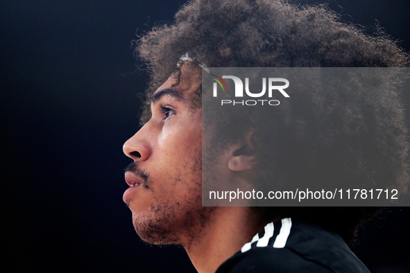 Tyson Ward plays during the match between FC Barcelona and Paris Basketball, corresponding to week 10 of the Turkish Airlines Euroleague, at...