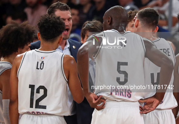 Maodo Lo and Bandja Sy play during the match between FC Barcelona and Paris Basketball, corresponding to week 10 of the Turkish Airlines Eur...