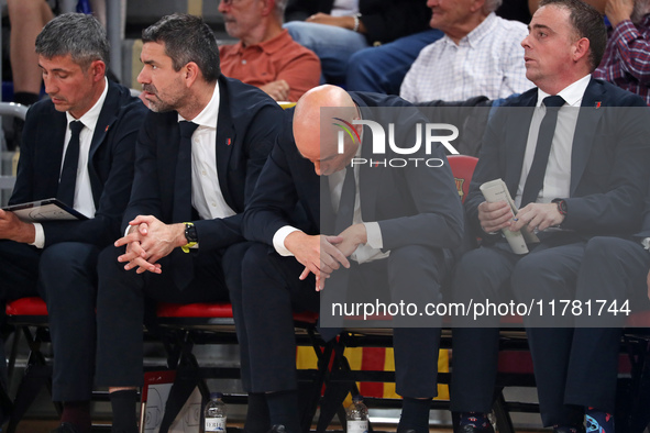 Joan Penarroya coaches during the match between FC Barcelona and Paris Basketball, corresponding to week 10 of the Turkish Airlines Euroleag...