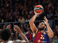 Jabari Parker plays during the match between FC Barcelona and Paris Basketball, corresponding to week 10 of the Turkish Airlines Euroleague,...