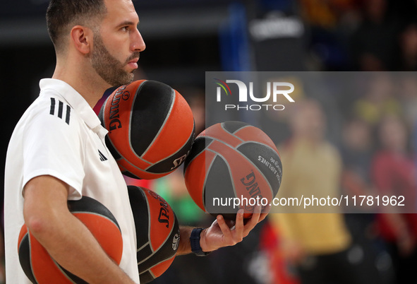 The official ball of the Euroleague is used during the match between FC Barcelona and Paris Basketball, corresponding to week 10 of the Turk...