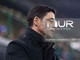 Mikel Arteta, Head Coach of Arsenal, looks on during the UEFA Champions League 2024/25 League Phase MD4 match between FC Internazionale Mila...