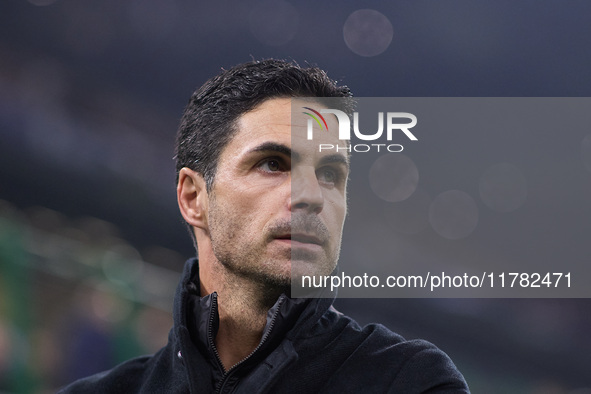 Mikel Arteta, Head Coach of Arsenal, looks on during the UEFA Champions League 2024/25 League Phase MD4 match between FC Internazionale Mila...