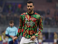 Mikel Merino of Arsenal warms up before the UEFA Champions League 2024/25 League Phase MD4 match between FC Internazionale Milano and Arsena...