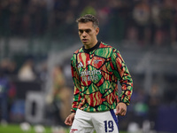 Leandro Trossard of Arsenal warms up before the UEFA Champions League 2024/25 League Phase MD4 match between FC Internazionale Milano and Ar...