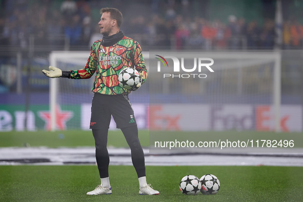 Neto of Arsenal warms up before the UEFA Champions League 2024/25 League Phase MD4 match between FC Internazionale Milano and Arsenal FC at...