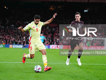 Ayoze Perez of Spain  controls the ball during the Nations League Round 5 match between Denmark against Spain at Parken, Copenhagen, Denmark...